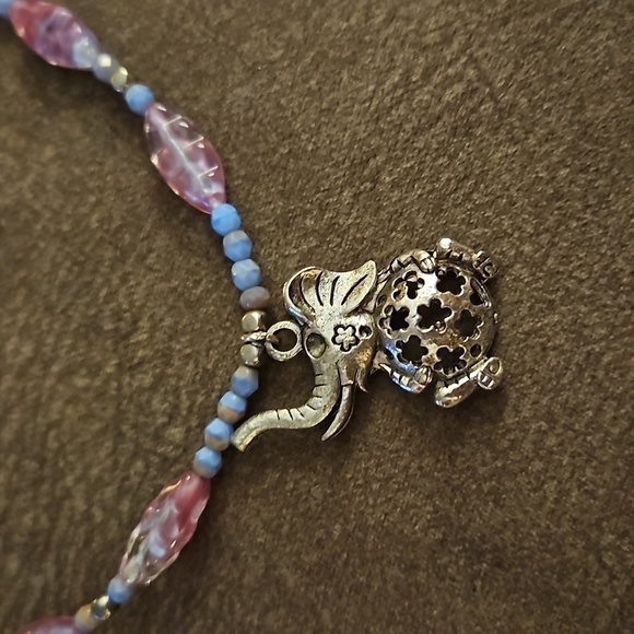 HANDMADE Cute Elephant Pendant Czech Glass Beaded Necklace Host Pick - Picture 2 of 6